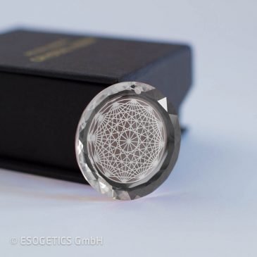 Facetted Crystals – Single Cristal Grey